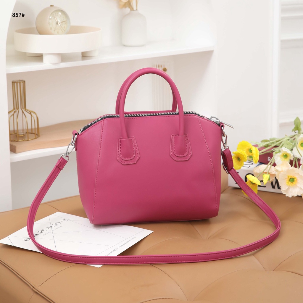 GV Leather Bag 857