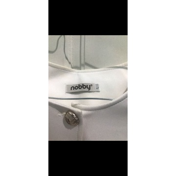 Blazer kelelawar putih merk nobby