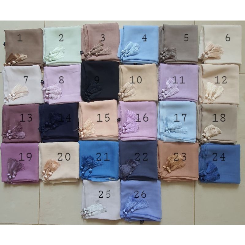 Plain Paris Tassel Napocut