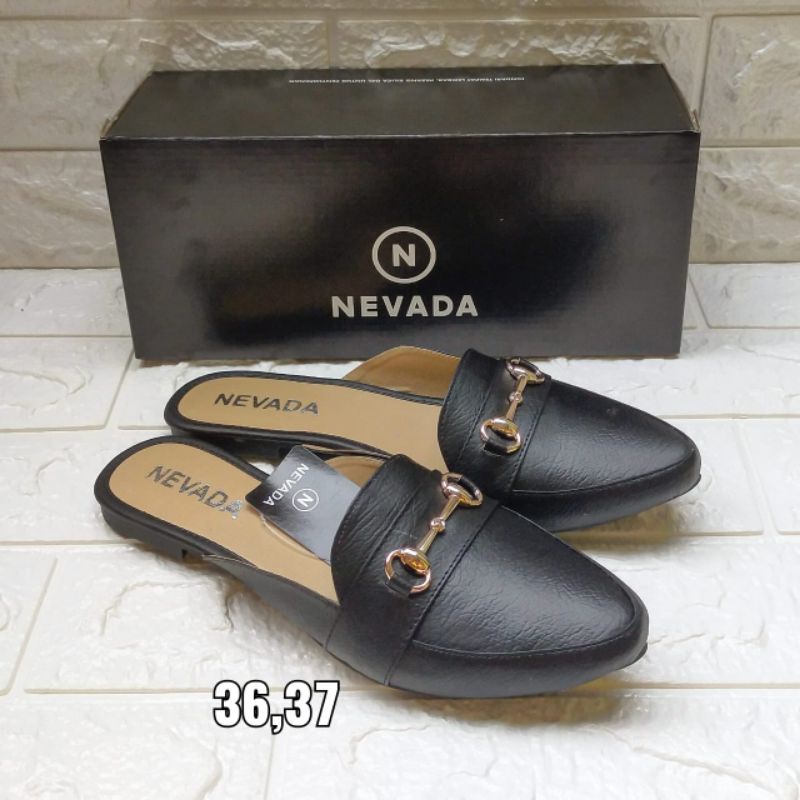 SALE SANDAL SELOP WANITA NEVADA