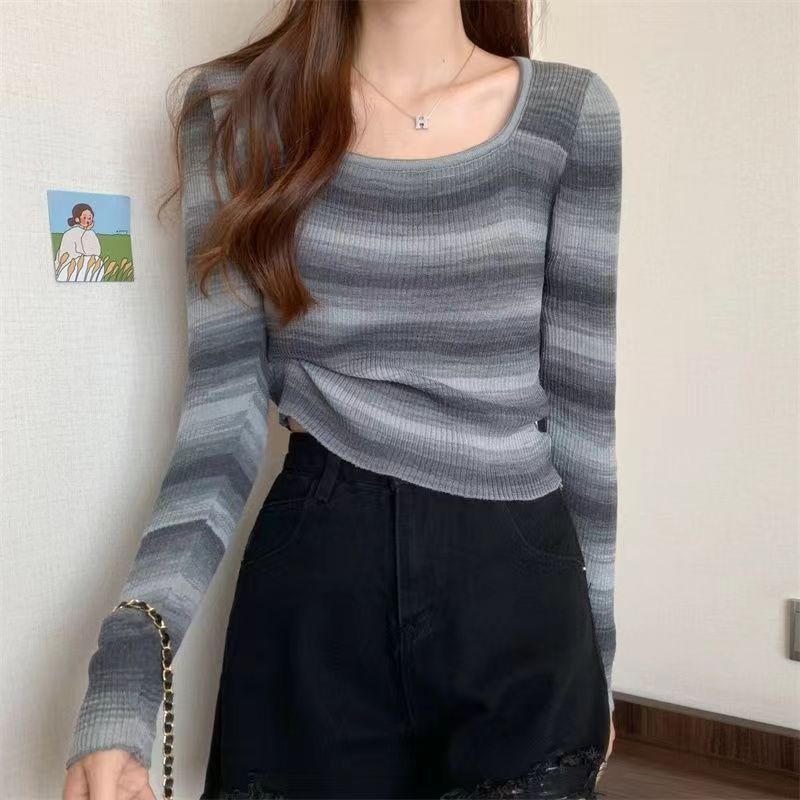 Atasan Rajut Stripe Wanita Crewneck Lengan Panjang Sweater