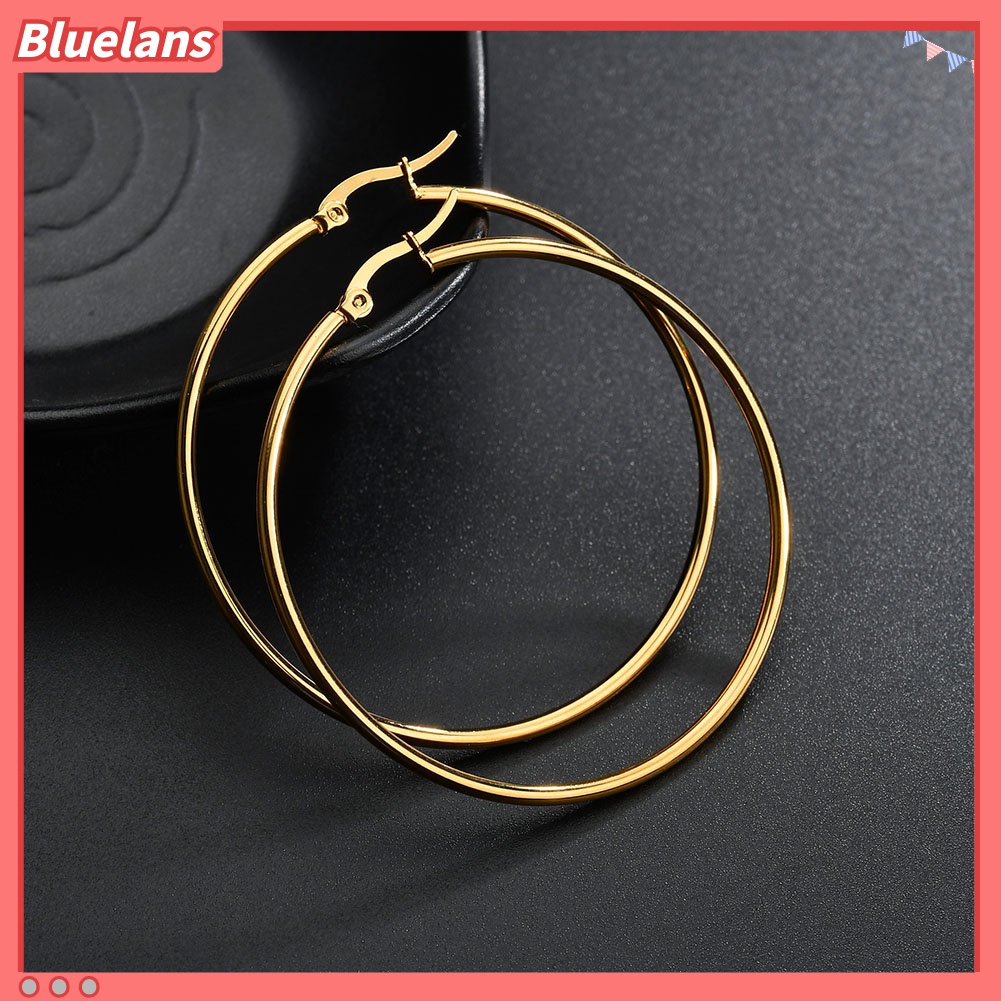 Anting Hoop Bentuk Lingkaran Besar Bahan Stainless Steel Untuk Wanita