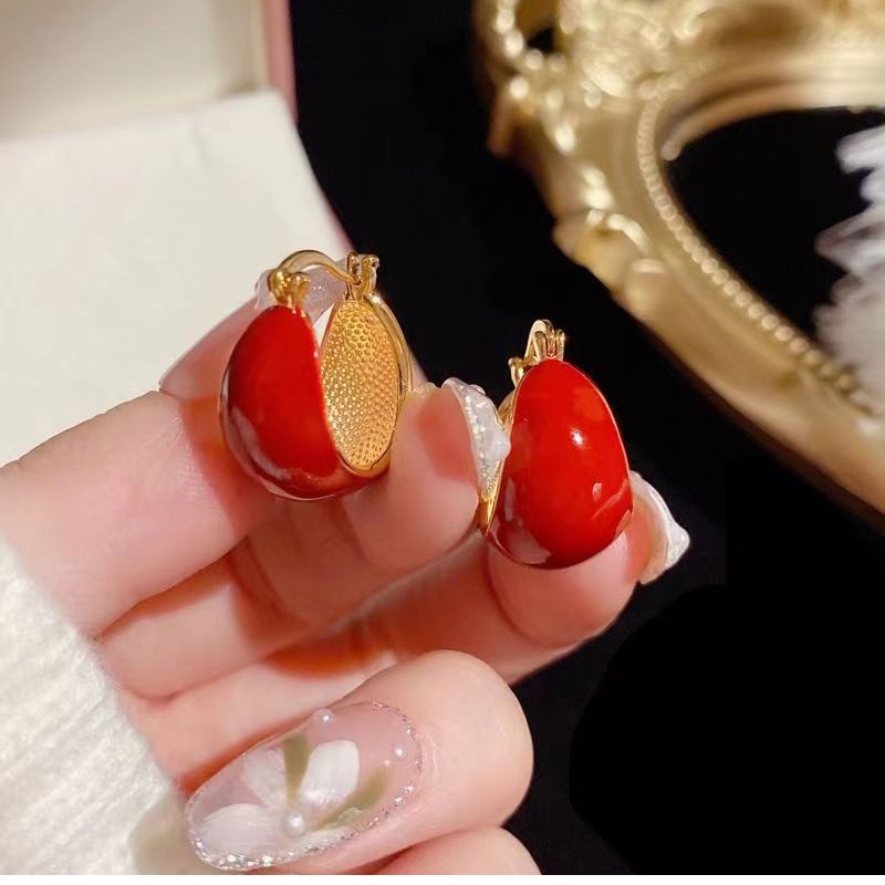 Anting Bentuk Bulat Warna Hijau Anggur Merah Putih Gaya Retro Perancis Untuk Wanita