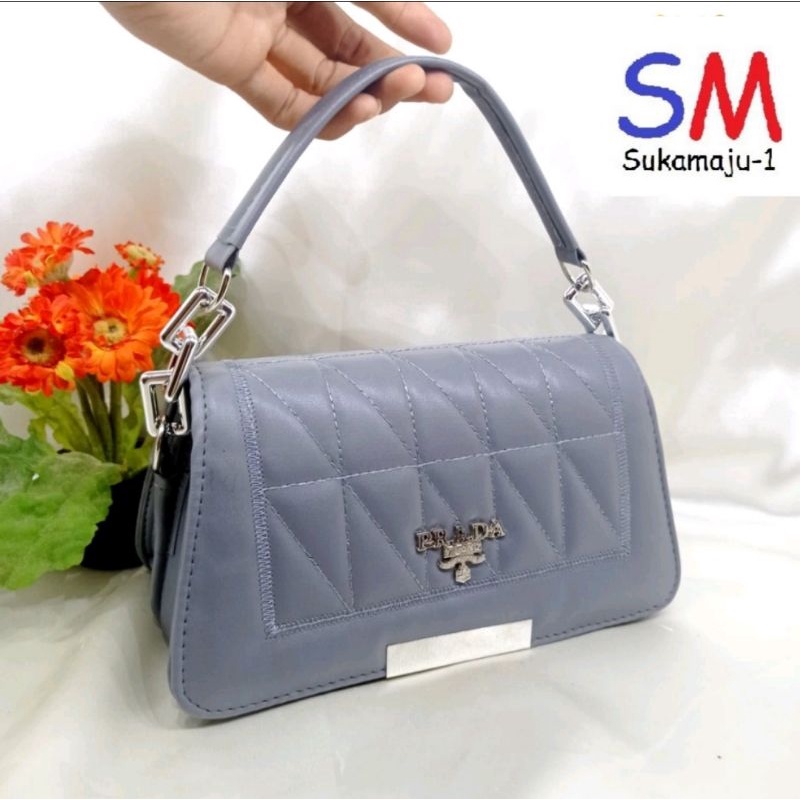 Tas Selempang Wanita Aplilasi Parada Bahal Premium Fashion / Tas Selempang Wanita Fashion Premium