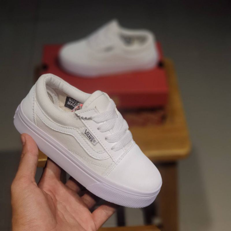 SEPATU VANS ANAK OLDSKOOL FULL WHITE SEPATU PUTIH ANAK SEPATU ANAK LAKI LAKI PEREMPUAN