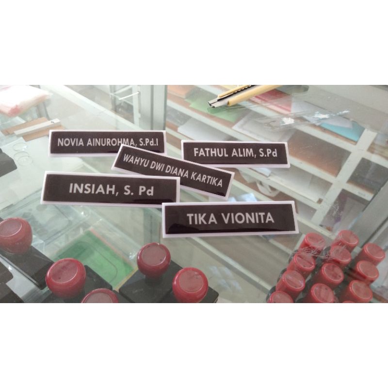 

name tag