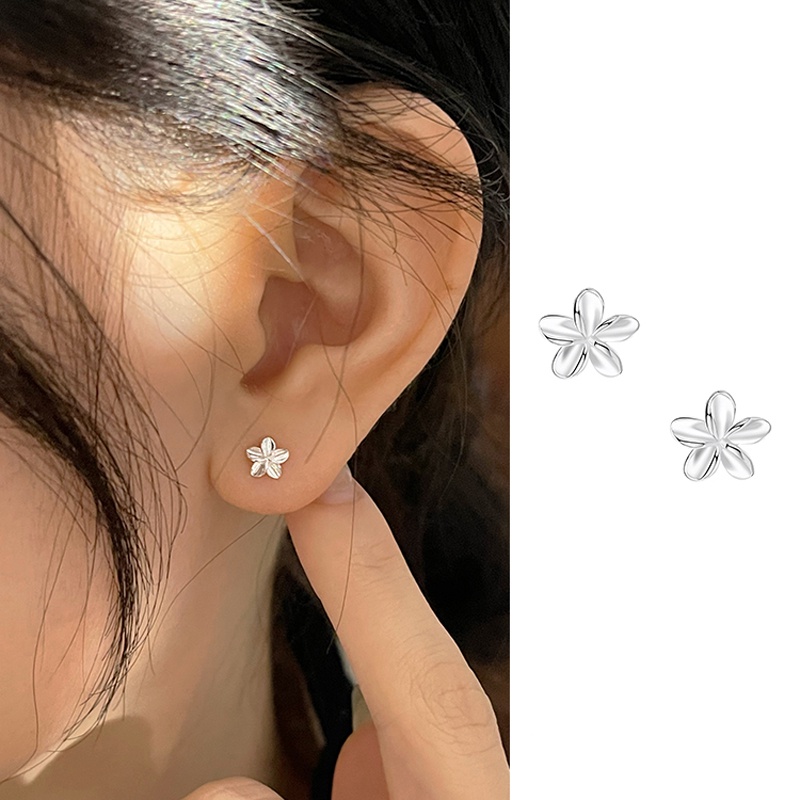 1 Pasang Anting Stud S925 Silver Hypoallergenic Bentuk Bunga 3D Gaya Korea