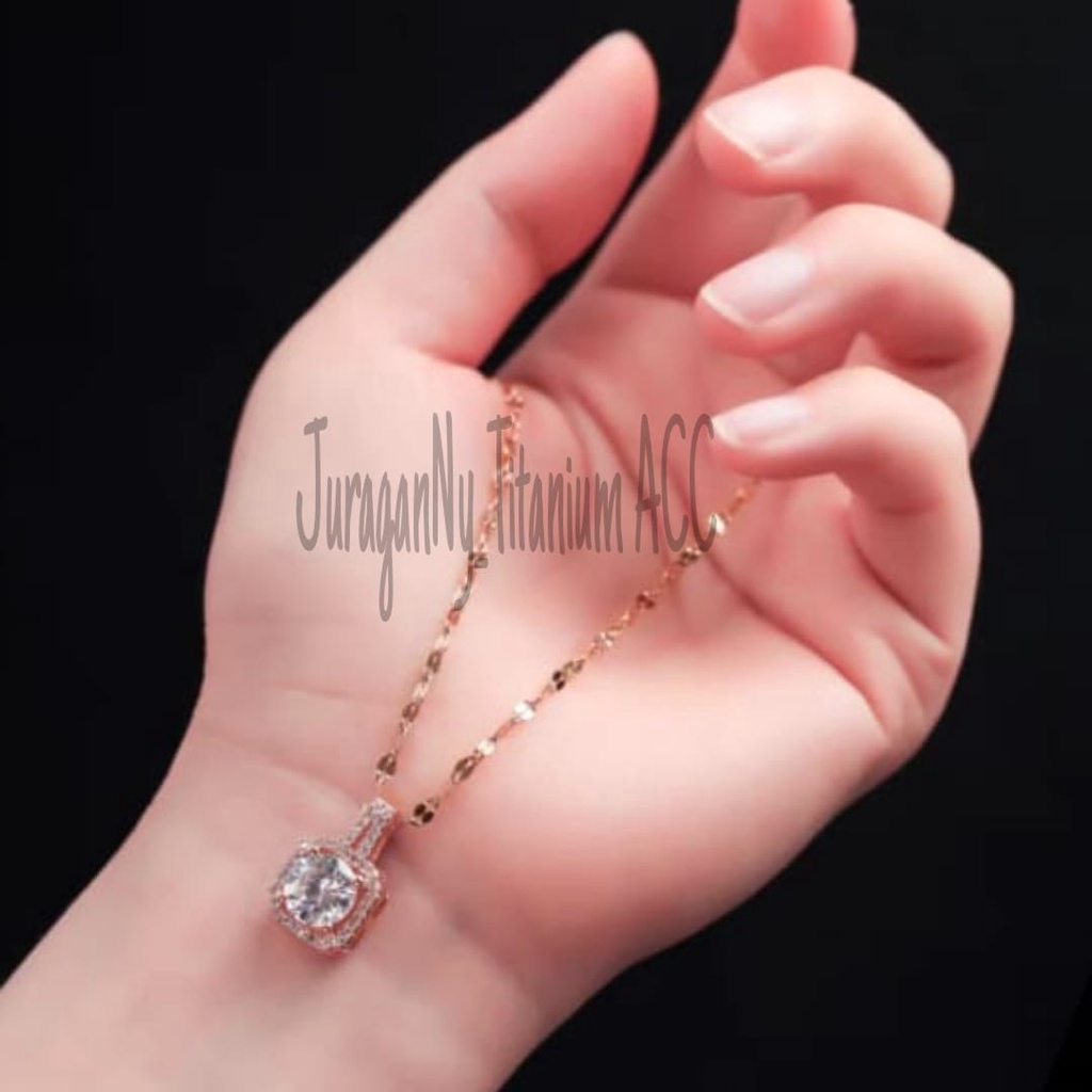 Kalung Titanium Elegant Kotak Putih Full Mata Super Cantik Anti Karat