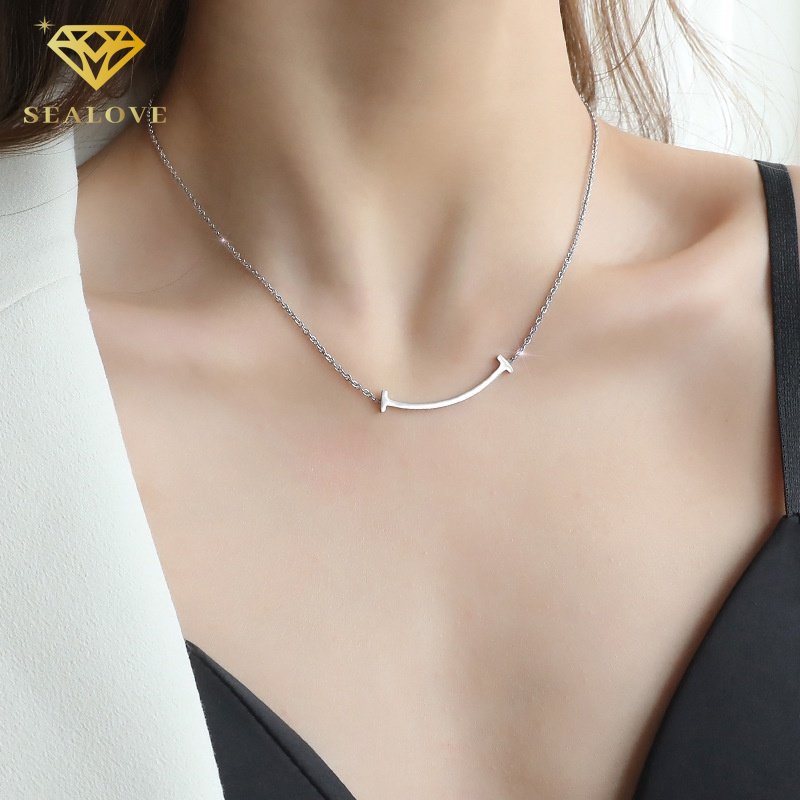 Kalung titanium wanita anti karat Senyum liontin Korea perhiasan titanium asli