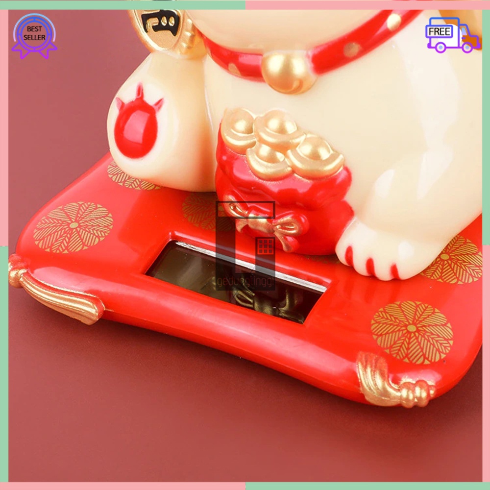 Hiasan Pajangan Patung Kucing Hoki Lucky Cat Maneki Neko Maneko Neki Keberuntungan Rejeki Rezeki Tangan Goyang Gerak China Cina Jepang Solar Non Baterai Batre Batrai Listrik Meja Toko Kasir Dashboard Mobil Size Ukuran Besar Big Medium Sedang Small Kecil