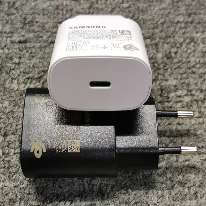 CHARGER SAMSUNG GALAXY Z FOLD2 FOLD 2 CARGER ORIGINAL100% 25WATT USB TYPE C TO TYPE C SUPER FAST CHARGING ORI CASAN