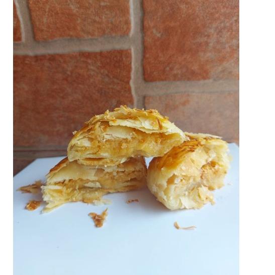

Promo!! BAKPIA KEJU . . . . .