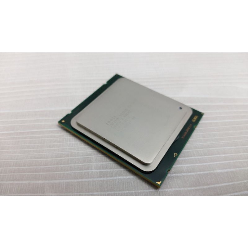 Prosesor Intel Xeon E5-2620Soket LGA 2011