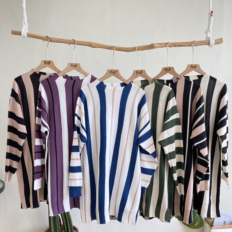 Fida Knit Stripes Blouse / Atasan Rajut Salur Import