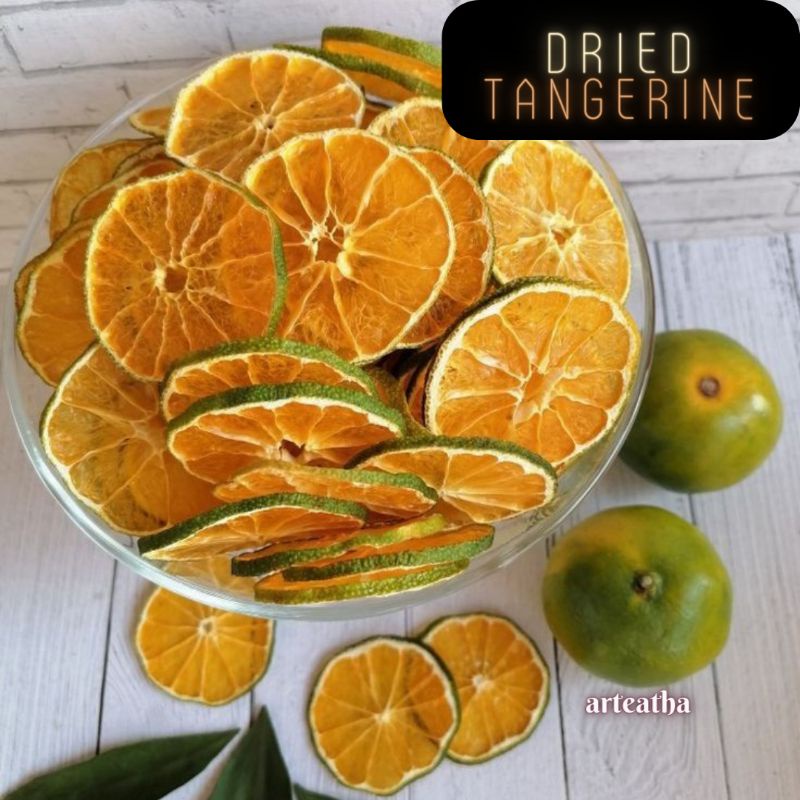 

Dried tangerine/ dehydrated fruit/jeruk siam kering iris -garnish-resin-tea (tidak kriuk/bukan kripik)