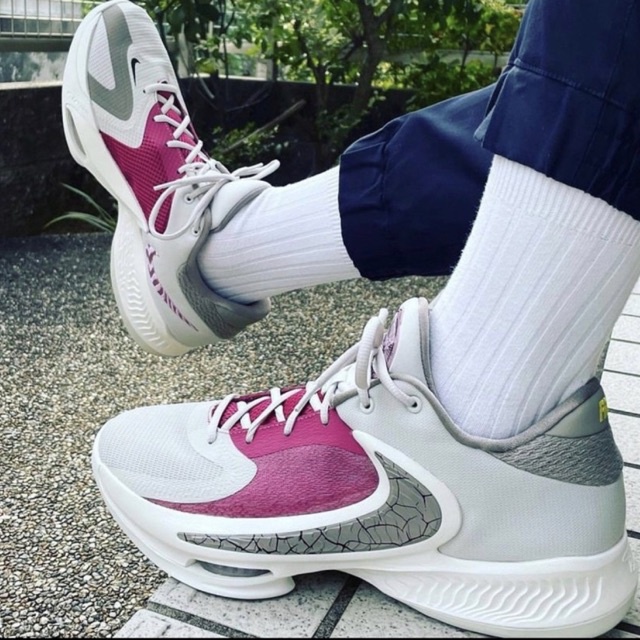 (Size 40-46) Zoom Freak 4 Moonfosil / sepatu basket giannis