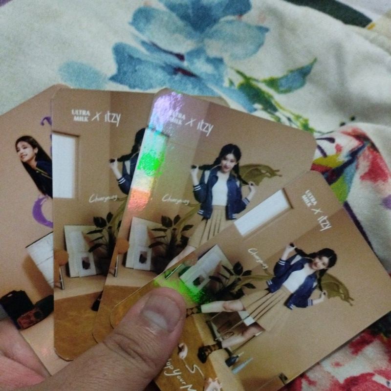 PC chaeryoung dan Yeji dan Yuna Ultra milk x ITZY