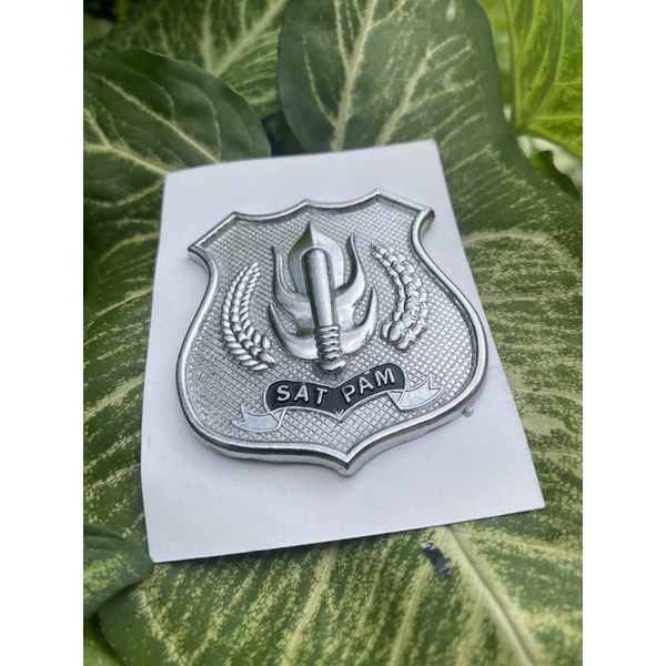 kewenangan satpam lencana satpam pin satpam