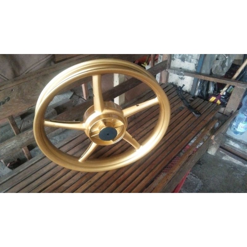 pelek copy rcb v rossi belakang pnp mx,,,njmx,,,vixion old,,vixion new