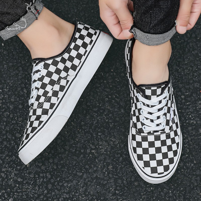 Sepatu Pria Kanvas Casual Import Sepatu Sport Outdoor Santai Pria