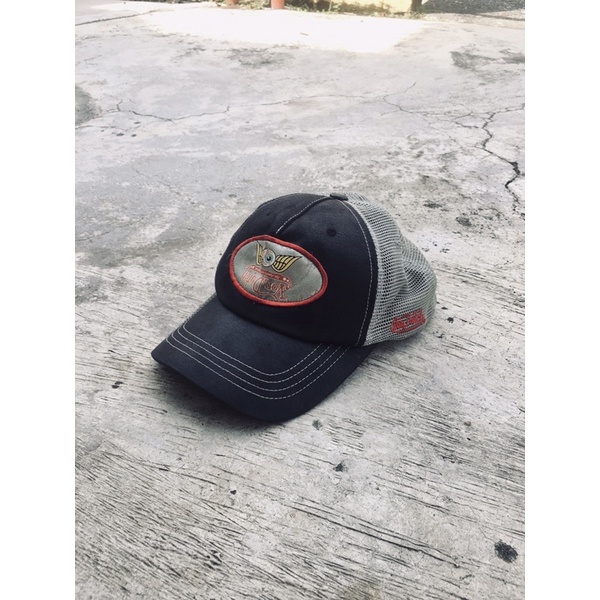 Topi Von dutch