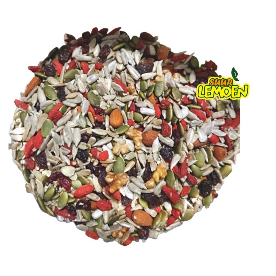 

Cuci Gudang--Mix Nut Seeds Fruit Roasted 200 gram - Almond Walnut Raisin Cranberry Gojiberry Sunflower Pumpkin