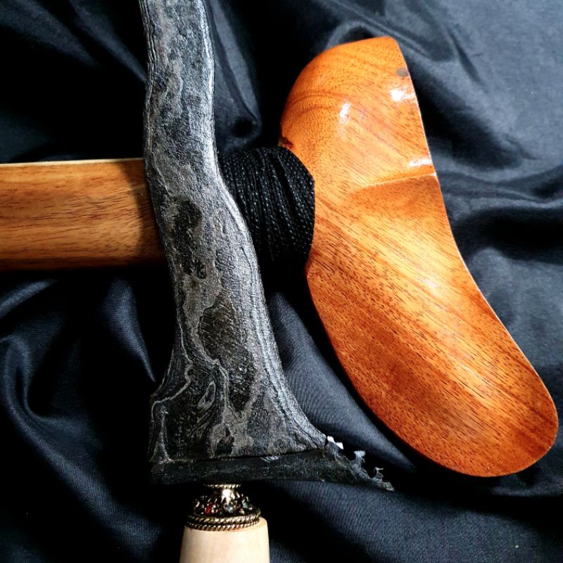 Keris Jaran Goyang III Luk 7