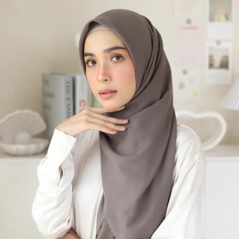 Hijab Paris Premium Laser Cut Kerudung Segi Empat Jilbab Polos