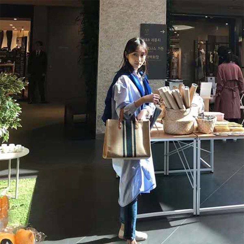 【COD】Versi Korea Tas Wanita Tas Totebag Tote Bag Kanvas Profesional Komuter Bergaris Sederhana Satu Bahu Tas Besar Di Dalam Tas Kanvas Berkapasitas Besar