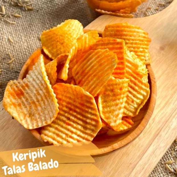 

keripik talas gelombang Balado dan ORI 500 gr