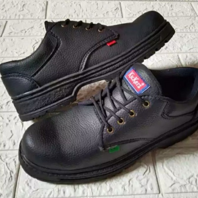 sepatu safety pendek tali