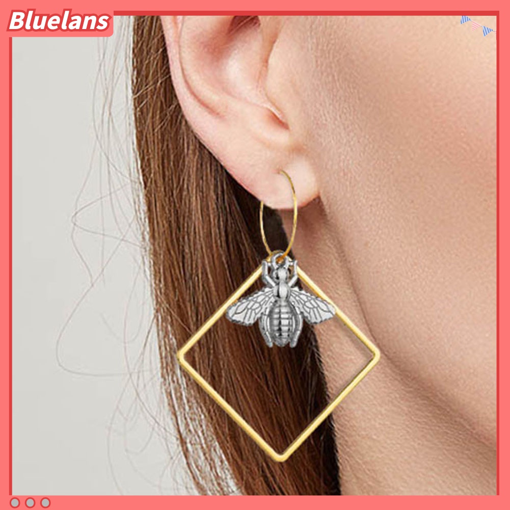 Anting Hoop Panjang Menjuntai Bentuk Kotak Lebah Cherry Rose Model Hollow Untuk Wanita