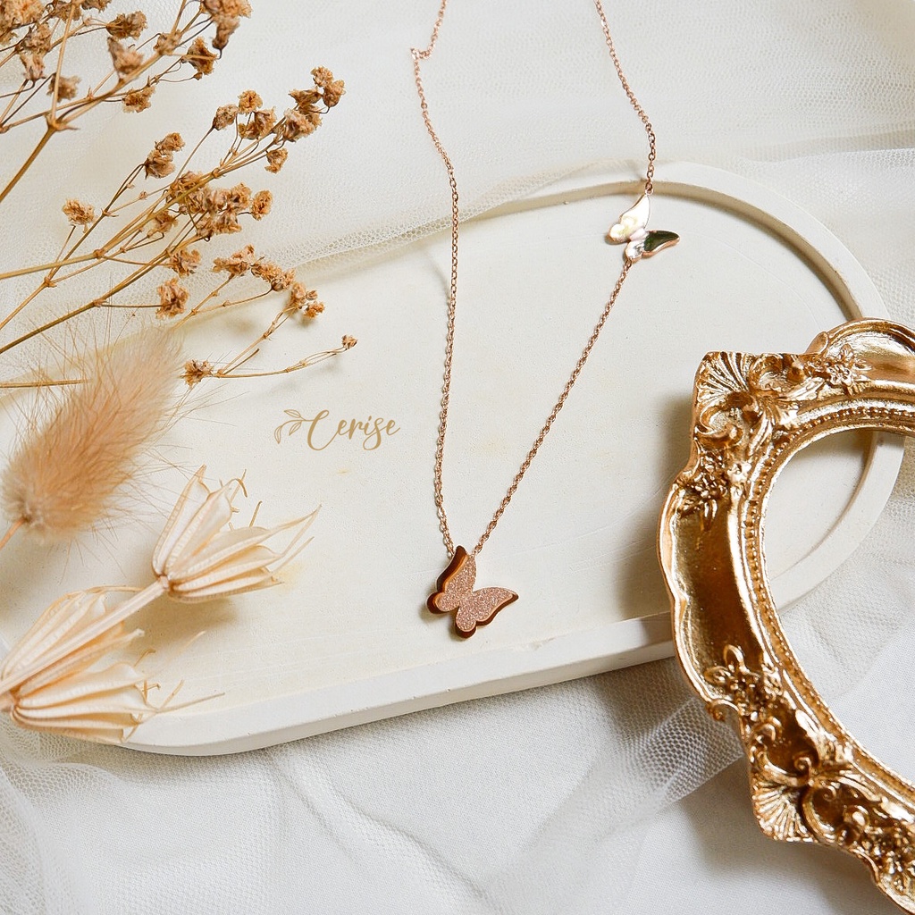 Allesia Necklace | Kalung titanium anti karat kupu-kupu korea cantik aksesoris wanita trendy stylish