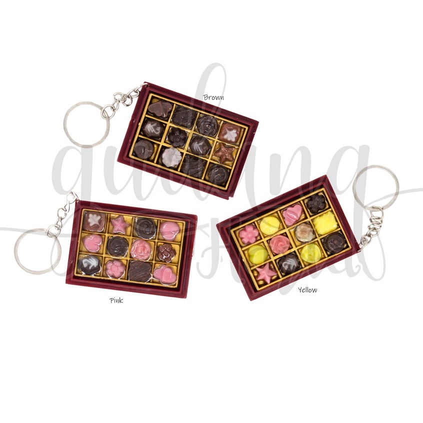 Gantungan Kunci Chocolate Box Keychain Motif Kotak Coklat Simple GH 302322