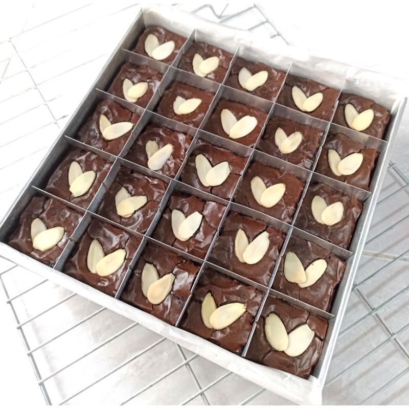 

Fudgy Brownies Almond / Chocoreo