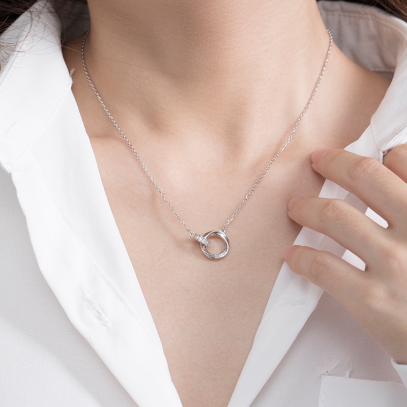 Papaozhu Elegan Cinta Tak Berujung Menghubungkan Cincin Liontin Kalung Untuk Pasangan Pecinta Glossy Zirkon Perak Mobius Cincin Klavikula Rantai Kalung Perhiasan Hadiah Valentine Untuk Pacar