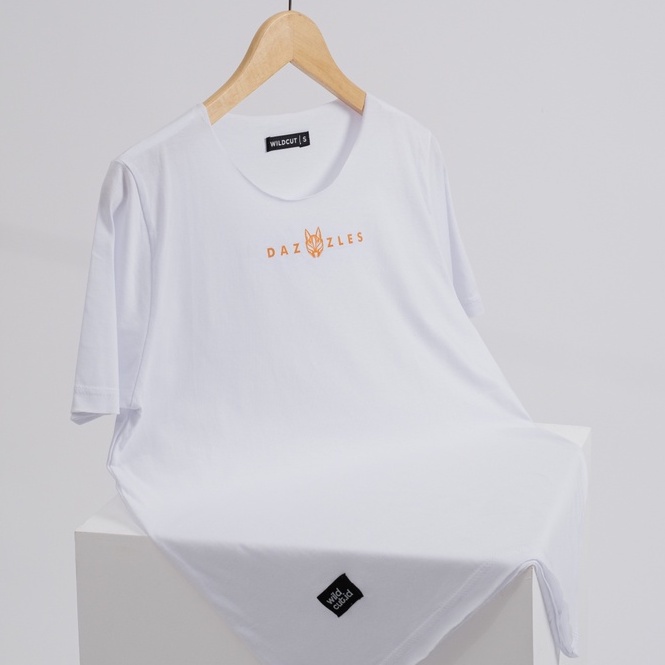 UNFINISHED T SHIRT WILDCUT X DAZZLES - PUTIH
