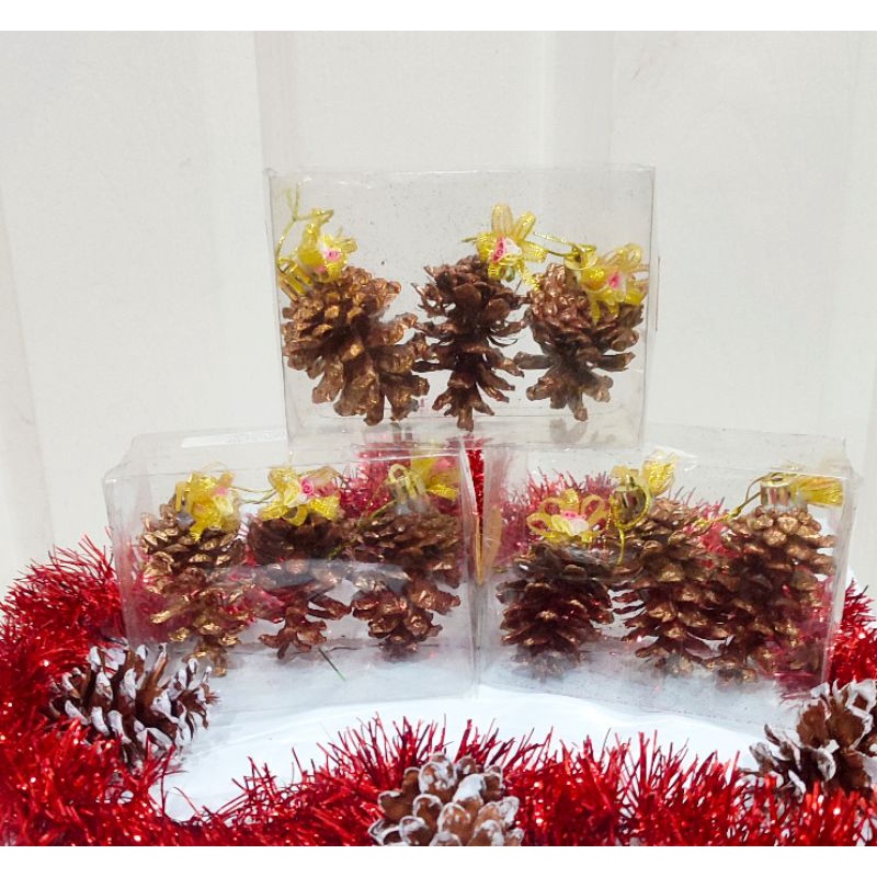 Hiasan Pohon Natal Pinus Gold isi 3pc