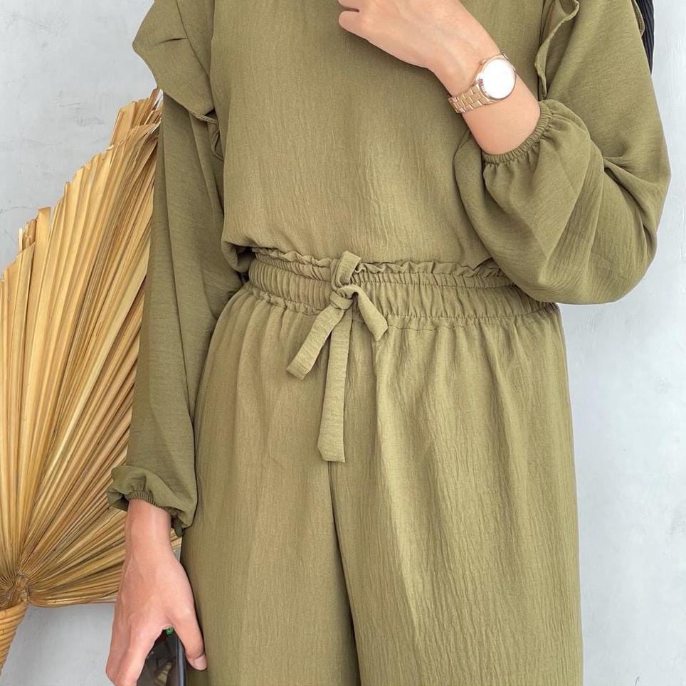 RUBI ONE SET CRINKLE AIRFLOW {AFT.18Oc22н}