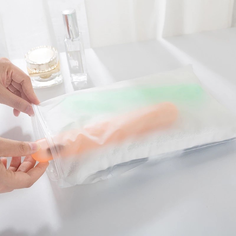 Kotak Polos Tempat Sikat Gigi / Travel Toothbrush Case Transparan Box Wadah Tempat Penyimpanan Peralatan Mandi Tabung Serbaguna