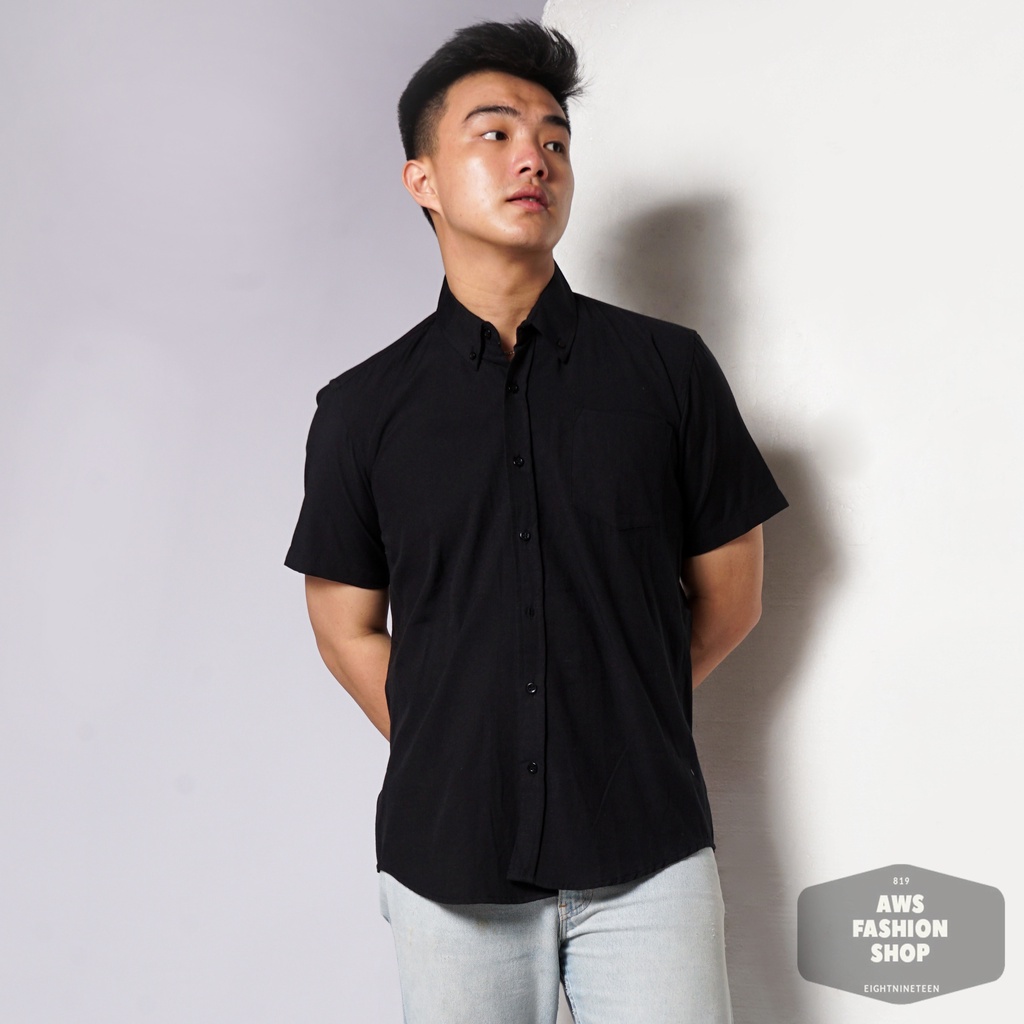 819 Kemeja Pria Lengan Pendek Polos HITAM BLACK Oxford Basic SIMPLE Slimfit Casual Tersedia Ready Sampai Size JUMBO BIG SIZE XXL XXXL