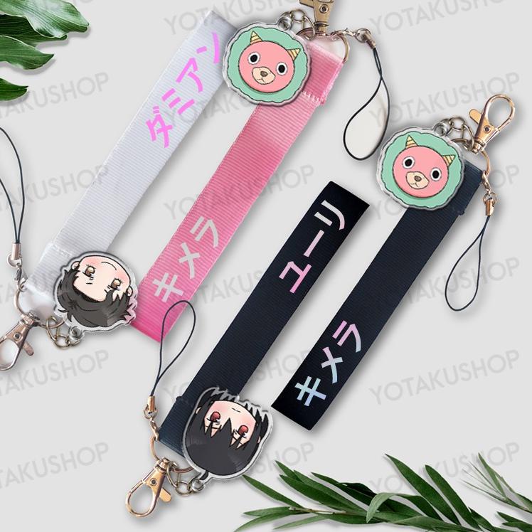 TREND TERKINI Paket Strap Hologram + Charm Gantungan Kunci SPY X FAMILY spyxfamily Fanmerch Anya Loi
