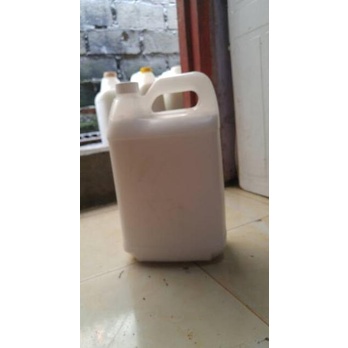 Semir Ban Mobil 5 Liter Harga Murah Kwalitas Bisa D Adu Semir Ban Mura