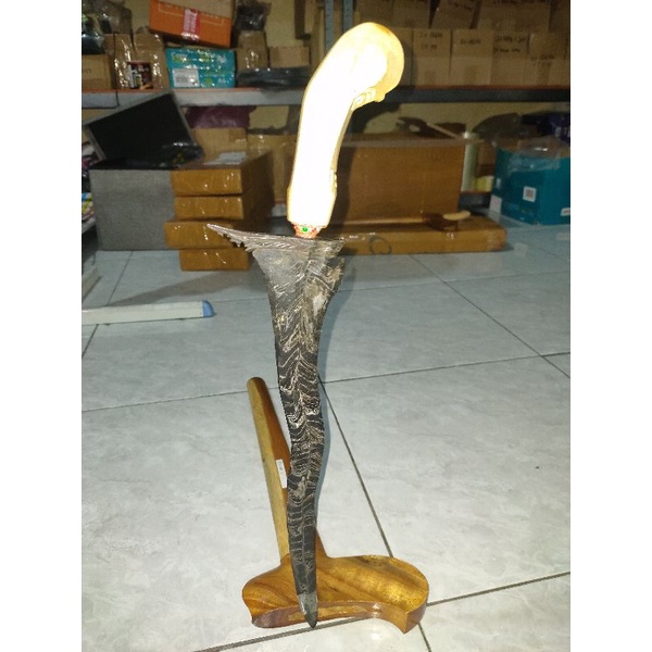 Keris Berdiri Pamor Blarak
