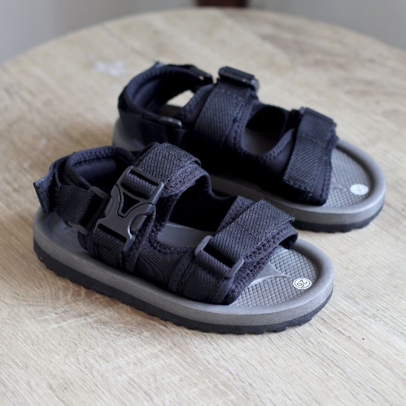 Terlaris Sandal Gunung Anak Bisa Couple Terbaru