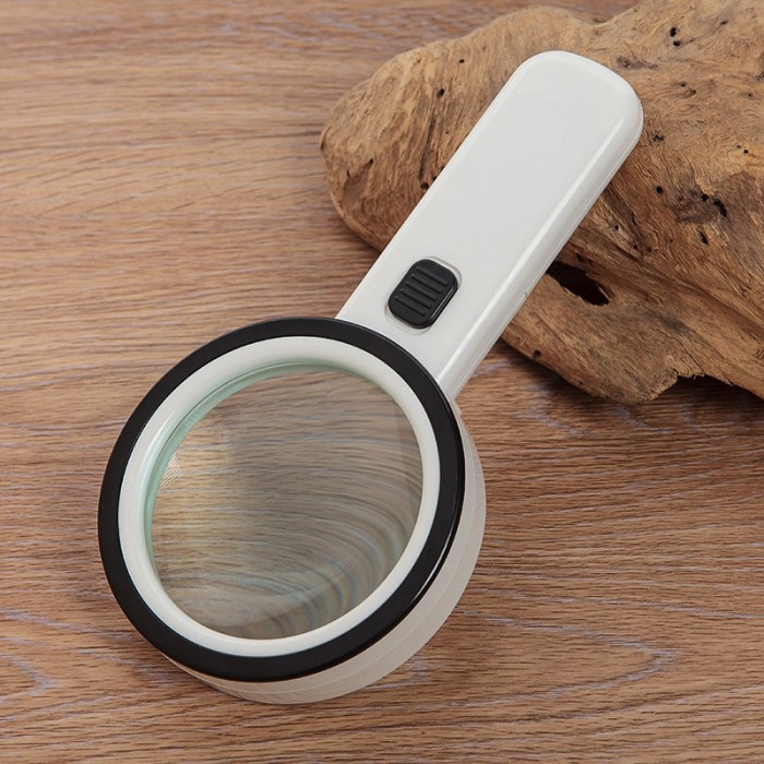 

Kaca pembesar loop 30x 12 led uv ultraviolet