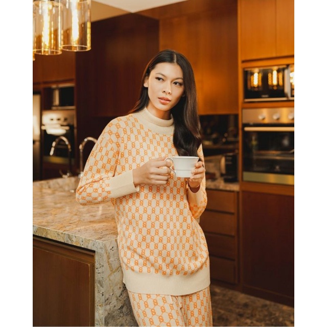 Ready Oneset XL ORANGE Signature Comfy Set Benang Jarum × Buttonscarves