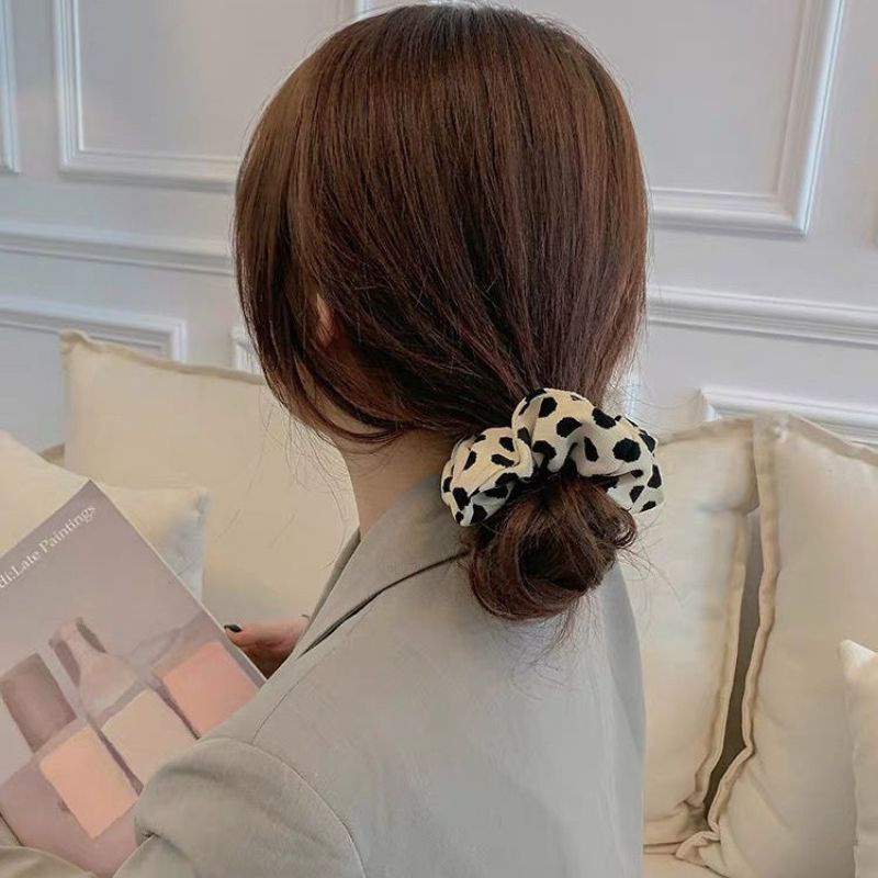 Ikat Rambut Scrunchie Korea Motif Bunga Daisy Kunciran Rambut Model Korea Nude Series