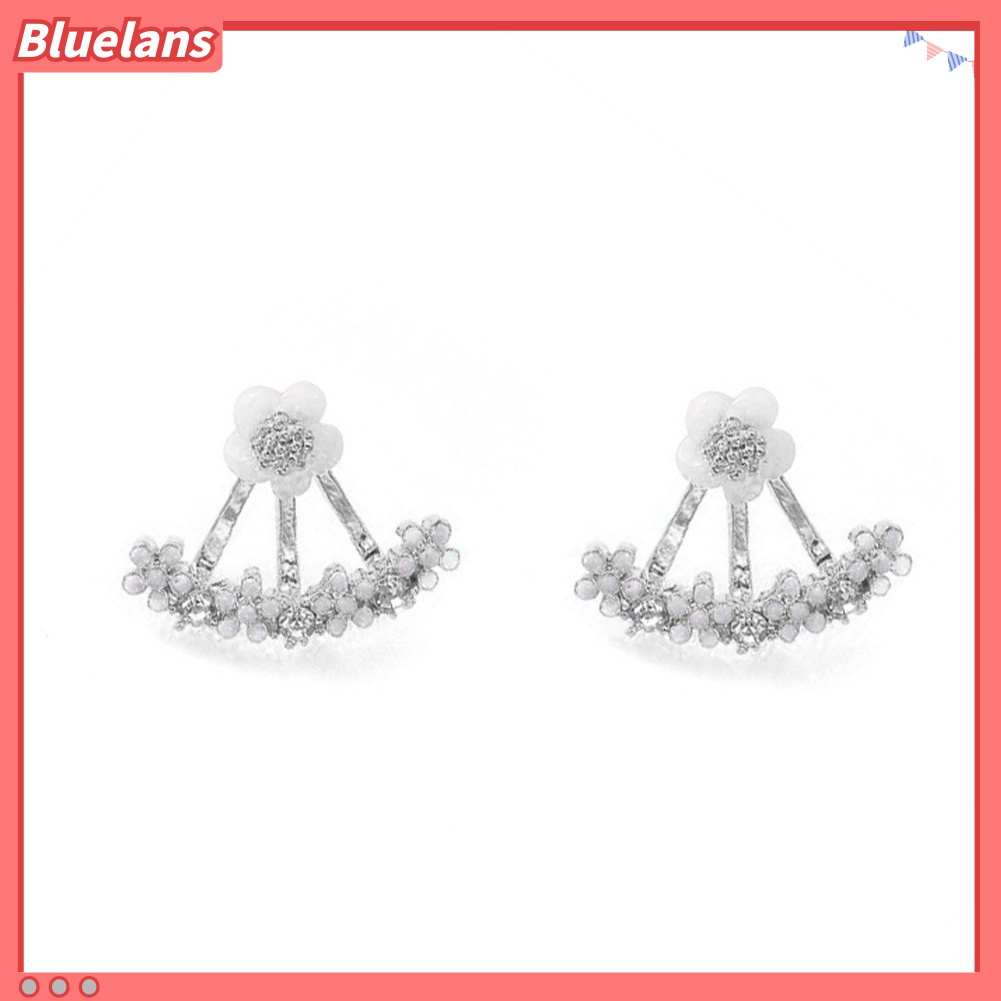 Anting Stud Desain Daisy Aksen Berlian Imitasi Untuk Wanita