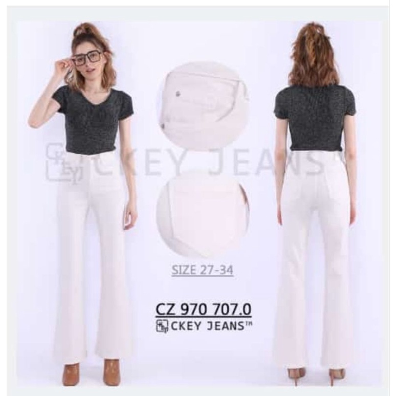 Celana Panjang Jeans Cutbray Warna Putih Tulang